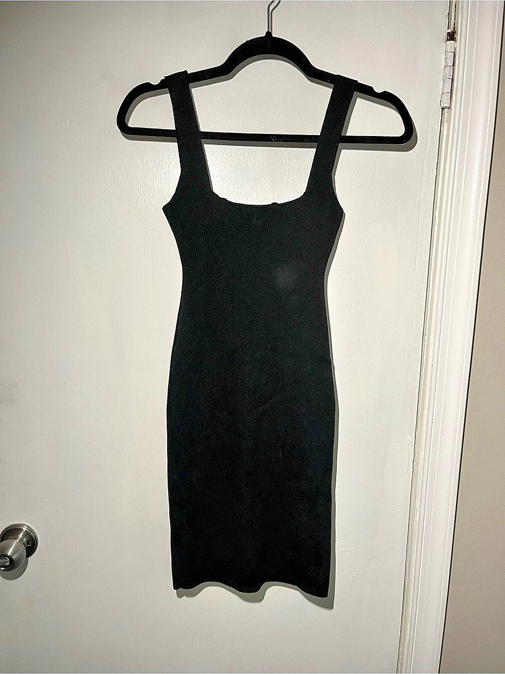 Black Bodycon Mini Dress w Low Back
